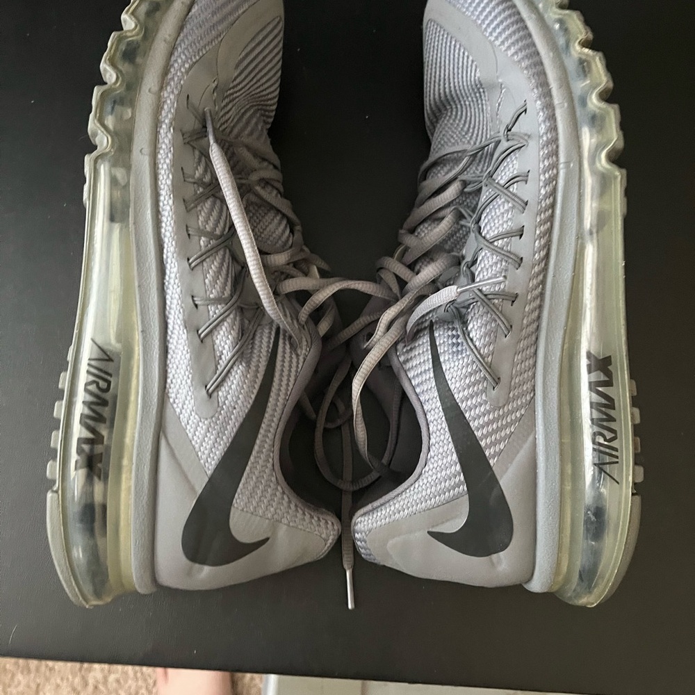 Nike Air Max 2018 Light Gray Sneakers